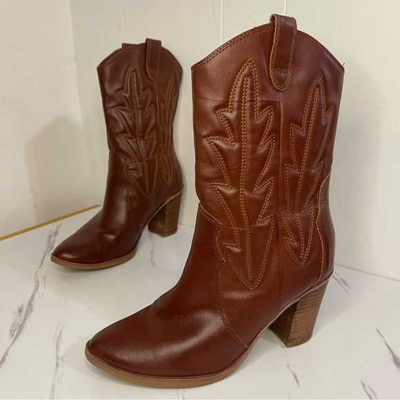 MIA Shoes - MIA Shanan Quilted Faux Leather Western Heeled Boots Size 8.5M